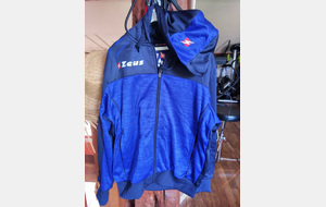  ENSEMBLE ZEUS SURVET' OLYMPIA